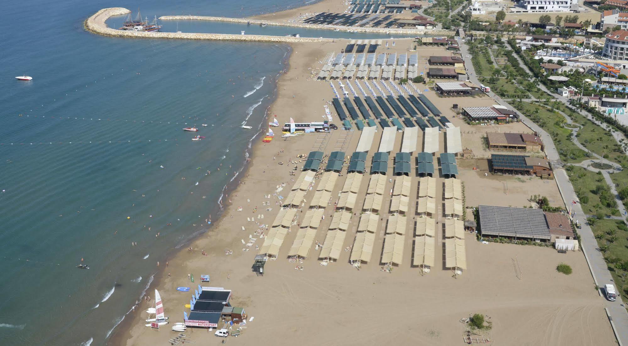 Port Side Resort Hotel Екстериор снимка